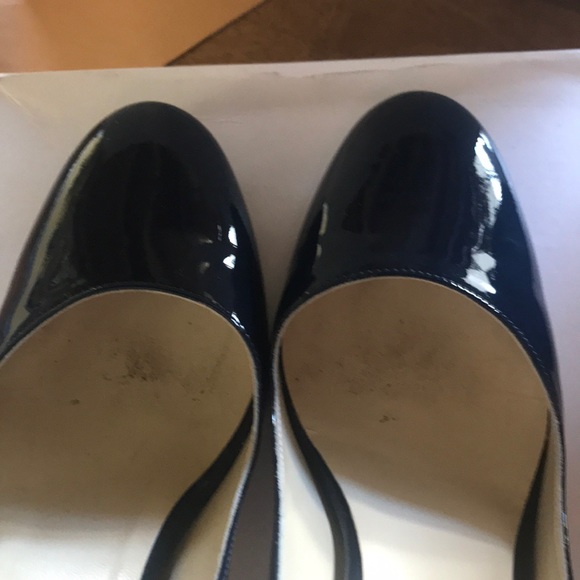 Butter Patent Navy Shoes - Picture 4 of 7